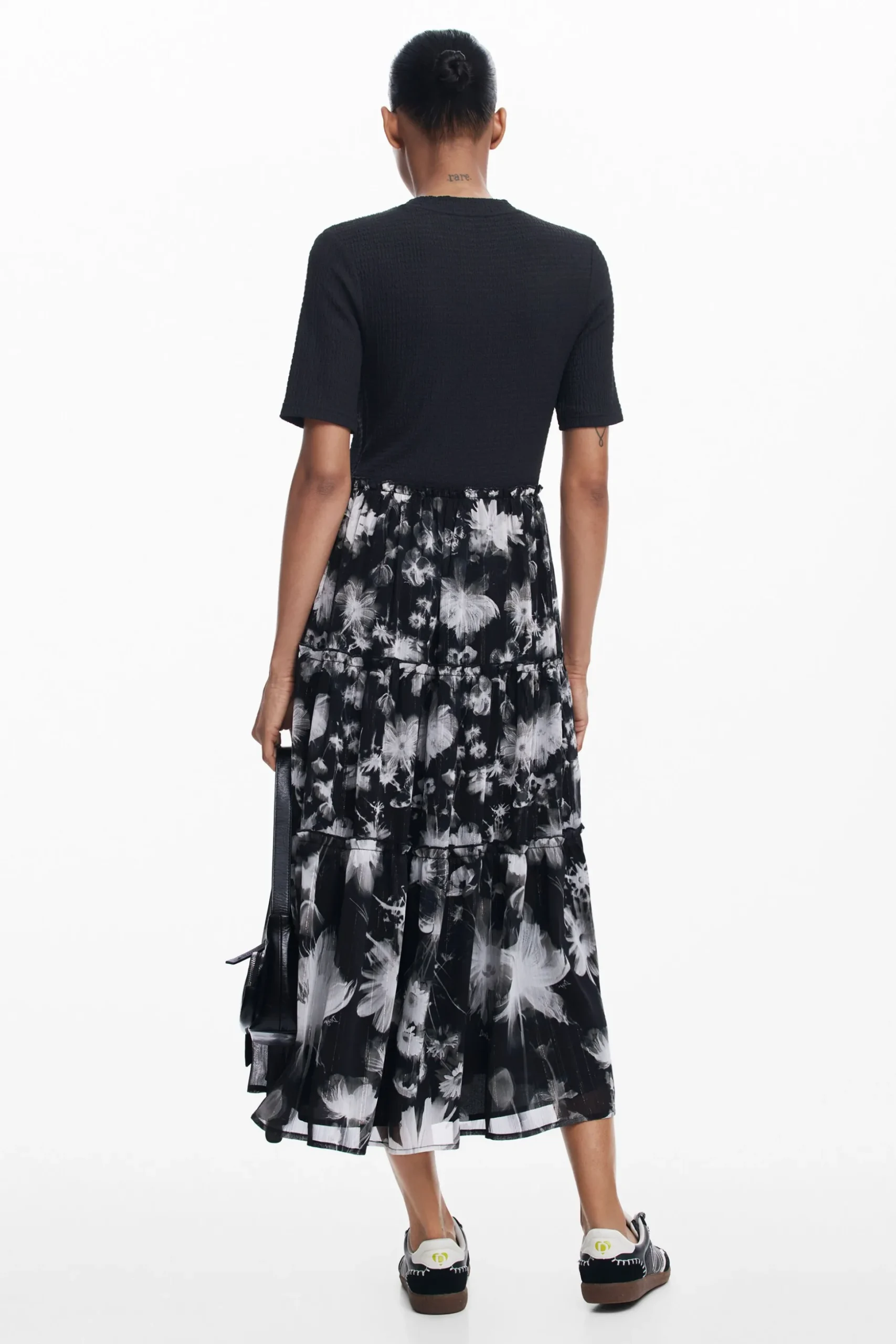 Vestido midi combinado