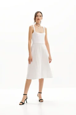 Vestido midi evasé