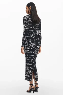 Vestido midi frases