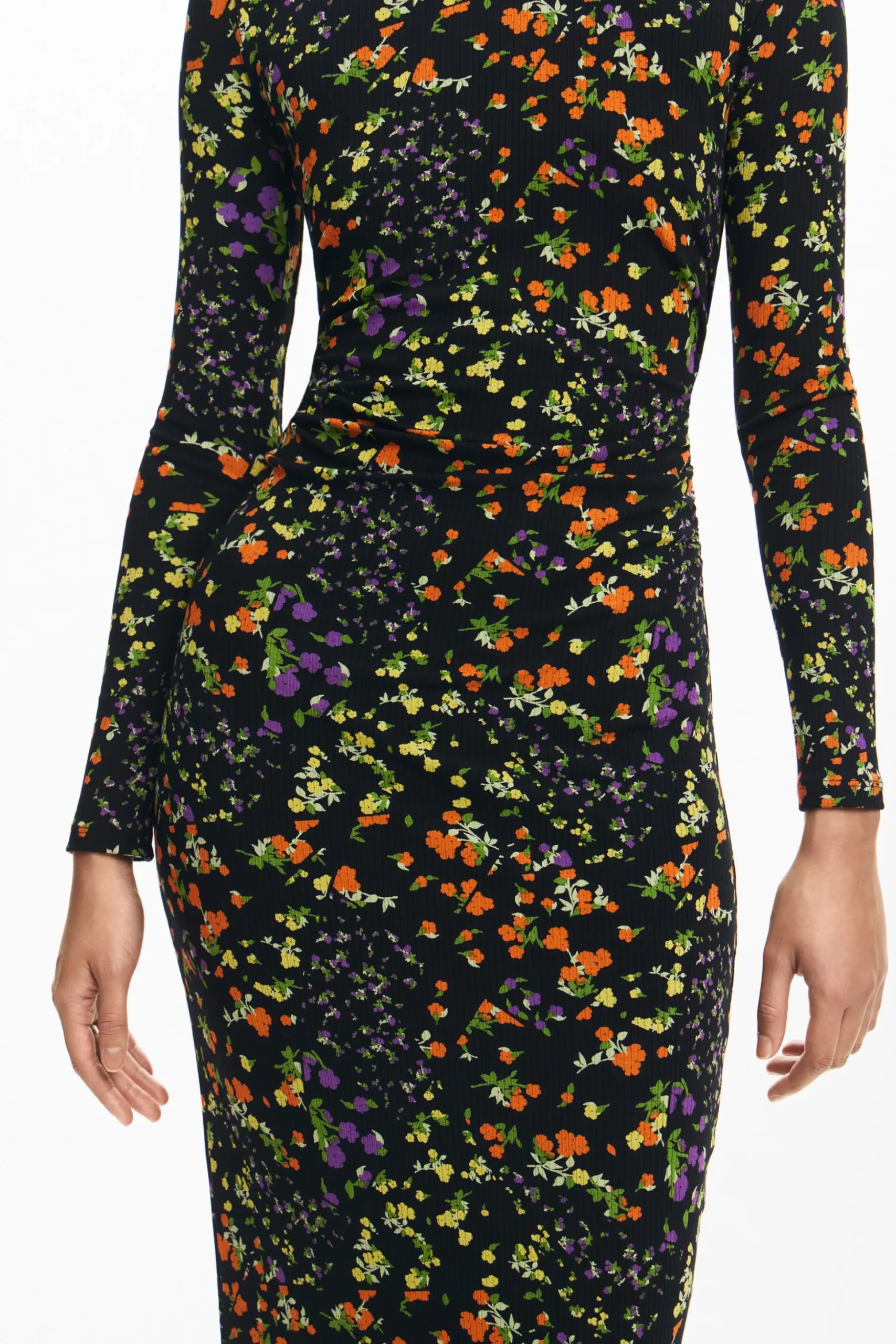Vestido slim flores