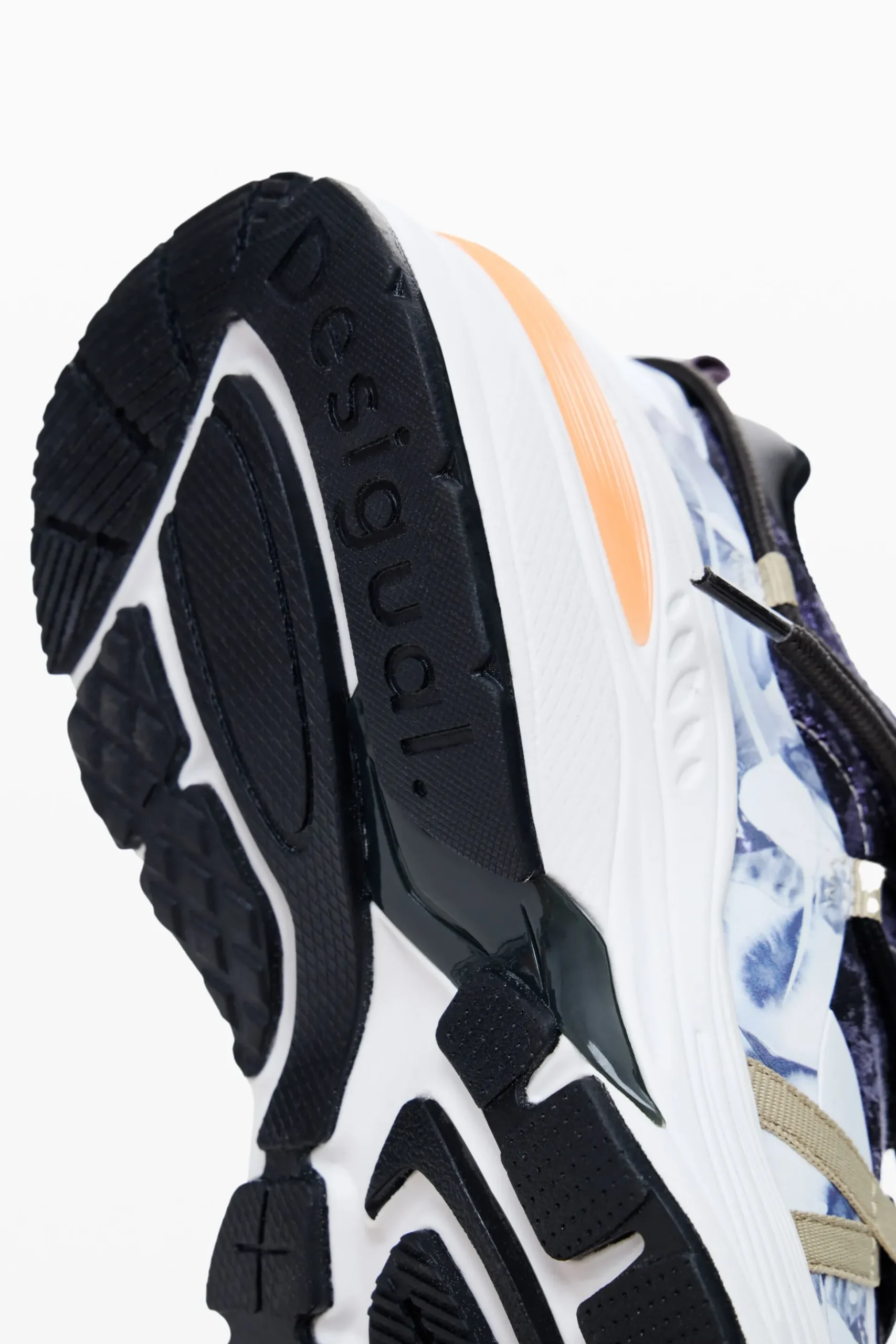 Zapatilla trecking